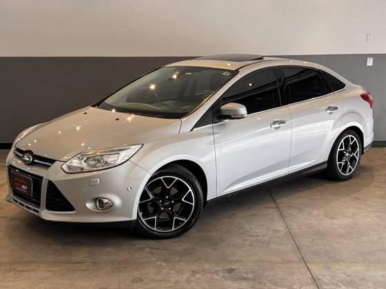 FORD FOCUS 2.0 TITANIUM SEDAN 16V FLEX 4P AUTOMÁTICO FORD FOCUS 2.0 TITANIUM SEDAN 16V FLEX 4P AUTOMÁTICO